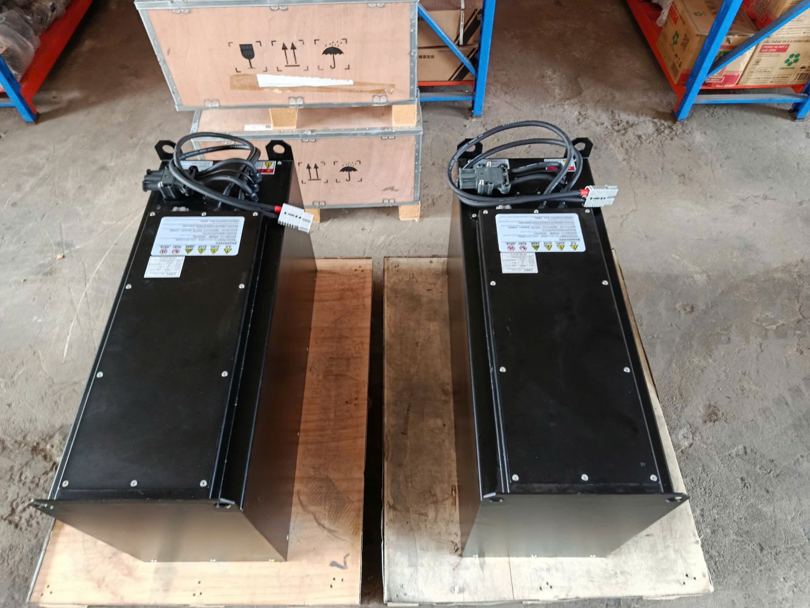 Bình điện Lithium ion xe nâng 80v