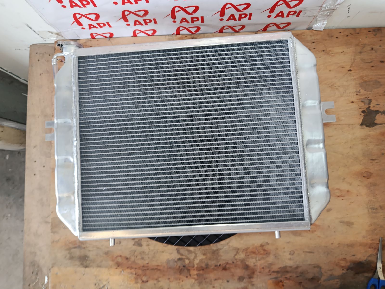 Lắp đặt két nước làm mát cho xe nâng