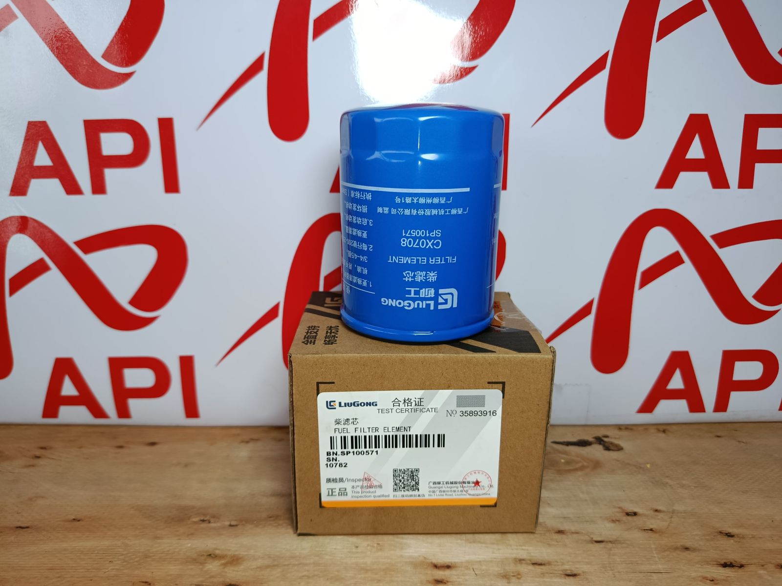 Bảo dưỡng và thay lọc dầu CX 0708 định kỳ cho xe xúc và xe nâng