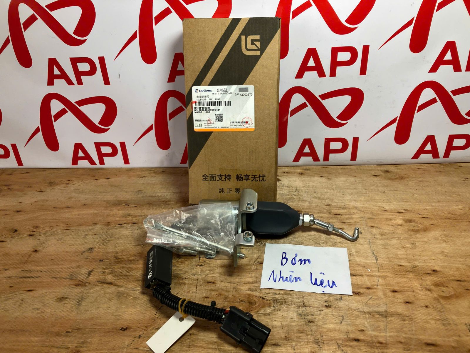 rơ le tắt máy xe xúc liugong