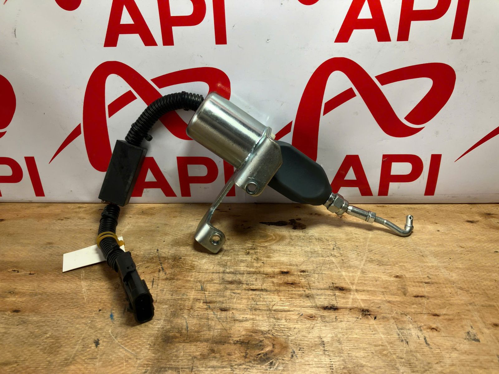 rơ le tắt máy xe xúc liugong