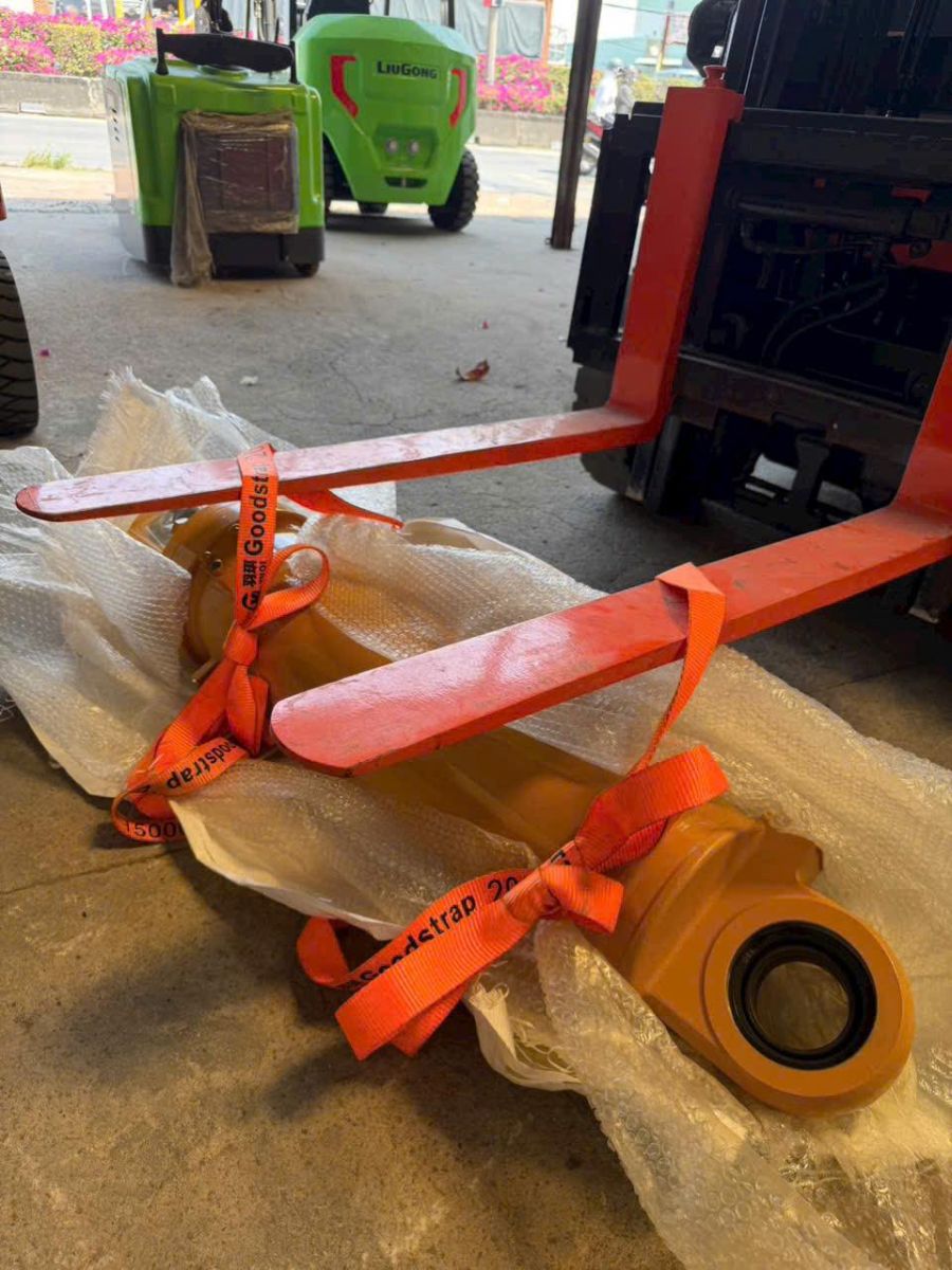 Ty Cuốn Lật Gầu Xe Xúc Lonking, LiuGong Chính Hãng