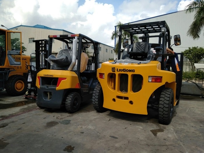 xe nâng dầu 6 tấn liugong