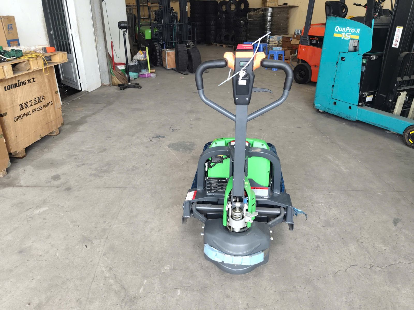 xe-nang-dien-pallet-truck-1,5-tan-1