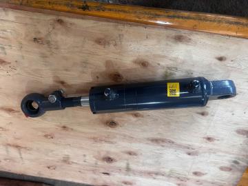 Ty Lái Xe Nâng Trung Quốc: Bảng Giá, Phân Loại Và Kinh Nghiệm Mua Giá Tốt